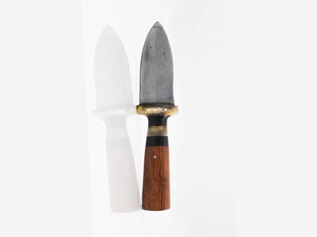 Damascus Double Edged Knife 180 Layers 9cm