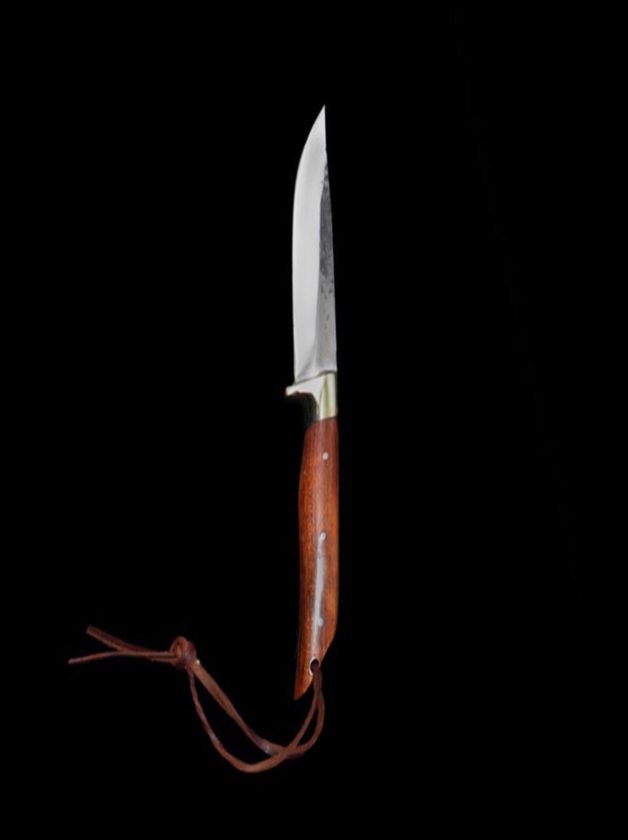 Brute De Forge hunting knife with rose tree wood 5mm Brute De Forge hunting knife with rose tree wood 5mm