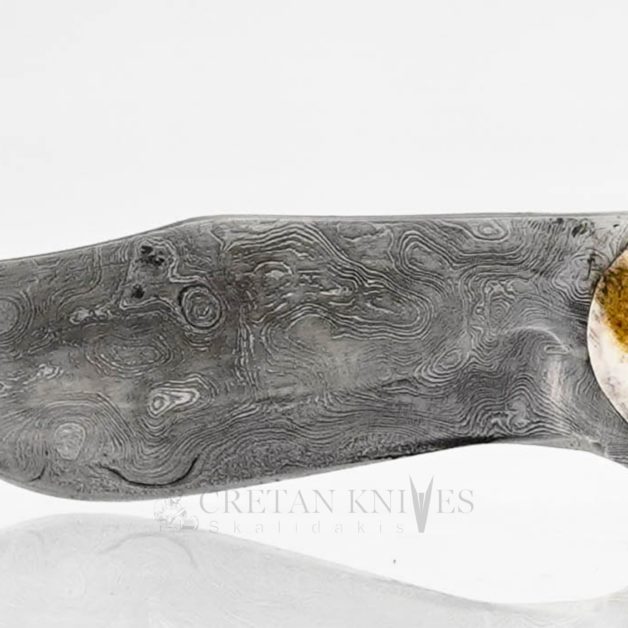 Damascus Survival Knife With Ram Horn Handle 380 Layers 12 cm